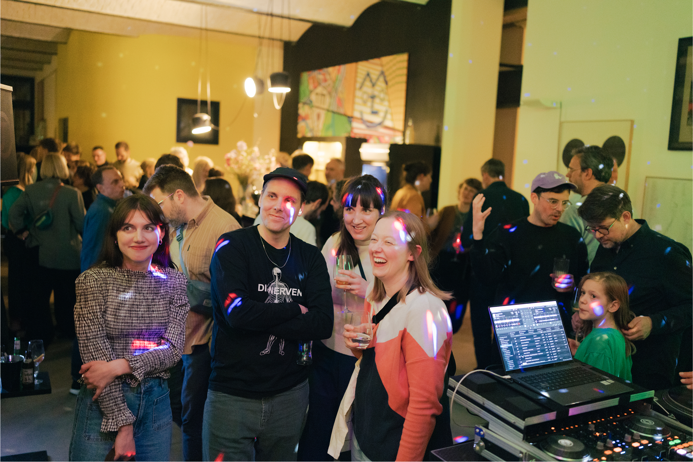 think moto Party
